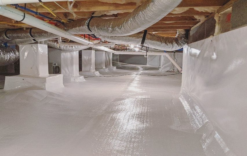 Crawlspace encapsulation with vapor barrier